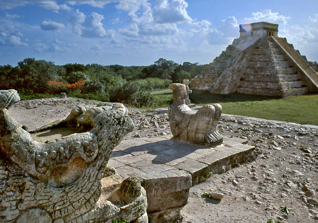 CHICHEN top view to castillo