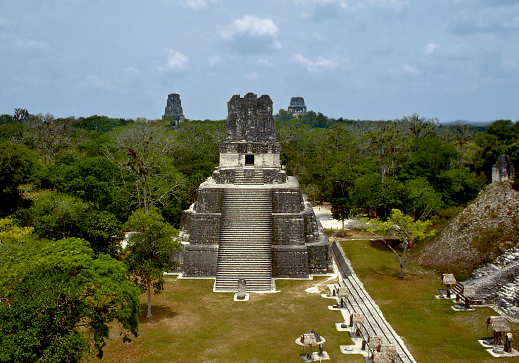 TIKAL plaza temples