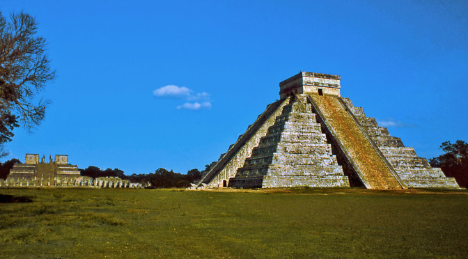 CHICHEN castillo wide